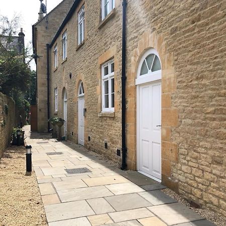 Apartamento Cotswold Chapel, Sleeps Up To 5 In Kingsize Beds Chipping Norton Exterior foto